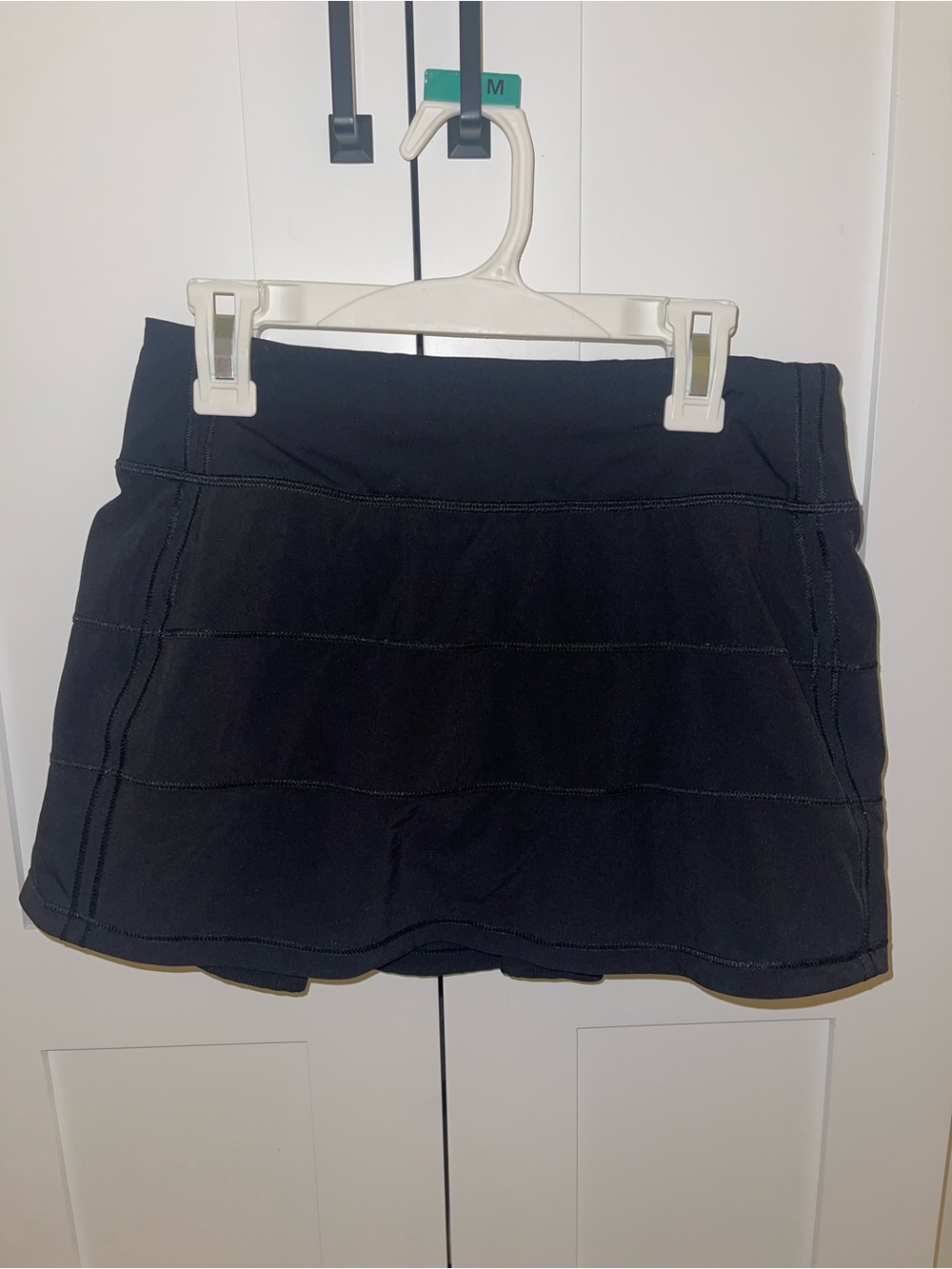 Lululemon Black Women's Athletic Skirt with Built-In Shorts